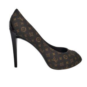 Louis Vuitton Brown and Black Heels